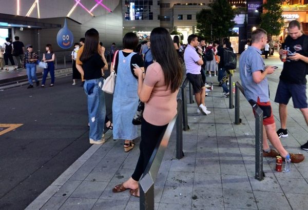◆新宿歌舞伎町でストリート売春をしているタイのレディーボーイたち