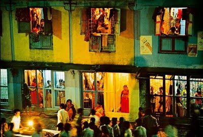 ◆ムンバイの危険な売春地帯、フォークランド・ストリート